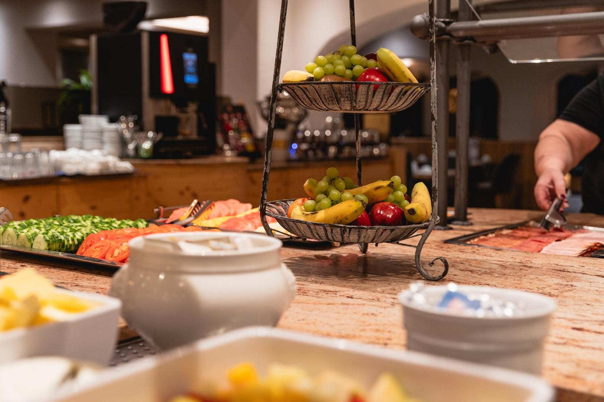 エルマウ Haus Garden Bed & Breakfast エクステリア 写真