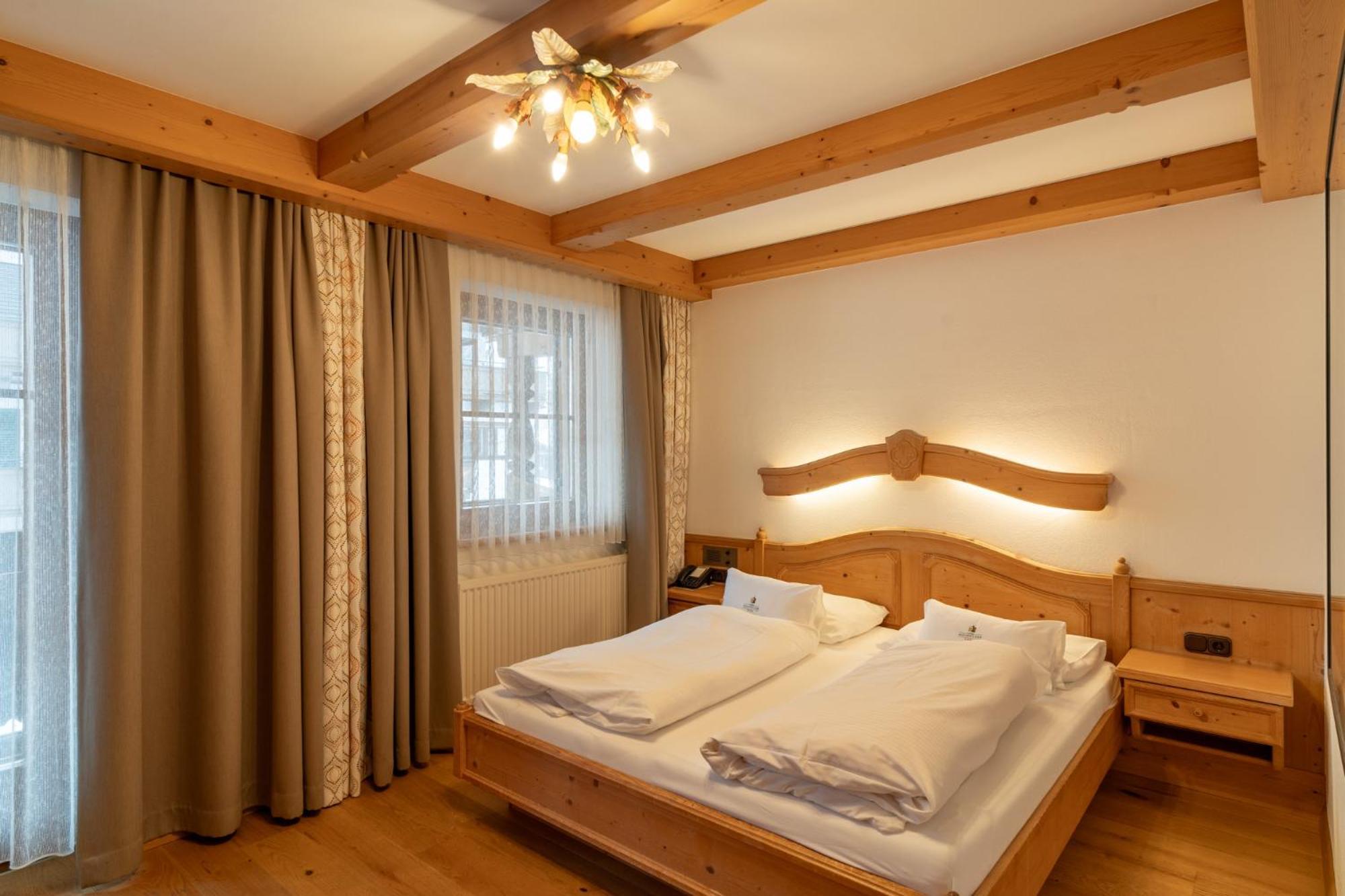 エルマウ Haus Garden Bed & Breakfast エクステリア 写真